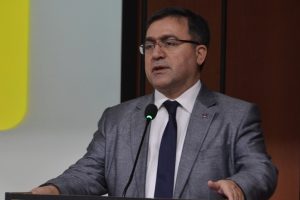 Bursa Halk Sağlığı M&uuml;d&uuml;r&uuml; Akan'dan sigara uyarısı