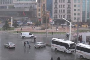 İstanbul'da sağanak yağmur