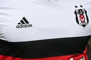 Beşiktaş'ta Erdal Torunoğulları, Nicolas Nkoulou ile g&ouml;r&uuml;şmelere başladı