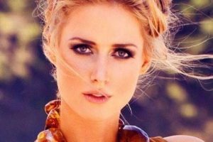 Wilma Elles'in annesi hayatını kaybetti