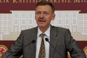 Mersin'de 'Muz İhtisas G&uuml;mr&uuml;ğ&uuml;' kurulması i&ccedil;in kanun teklifi