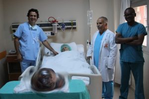 Karnından 10 kilogramlık t&uuml;m&ouml;r &ccedil;ıkarıldı