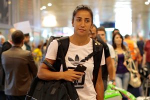 B&uuml;y&uuml;kak&ccedil;ay g&ouml;z&uuml;n&uuml; Wimbledon'a dikti