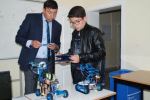 Microsoft 'Robotlarla bilim &ouml;ğreniyorum' projesine sponsor oldu