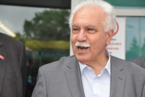 Perin&ccedil;ek: "Hendeklere PKK ile Amerikan planları da g&ouml;m&uuml;l&uuml;yor"