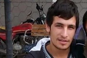 Askerle u&ccedil;uruma atlayıp firar etti