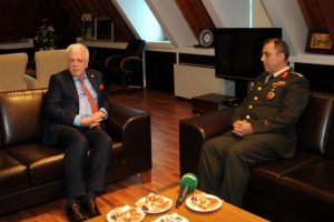 Bursa Garnizon Komutanı T&uuml;mgeneral Seyfullah Saldık, Bursaspor'u ziyaret etti