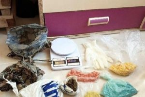 3 ilde uyuşturucu operasyonu: 14 g&ouml;zaltı