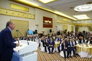 "Ter&ouml;r &ouml;rg&uuml;t&uuml;n&uuml;n kandırıp dağlara g&ouml;t&uuml;rd&uuml;ğ&uuml; &ccedil;ocuklara biz de &uuml;z&uuml;l&uuml;yoruz"