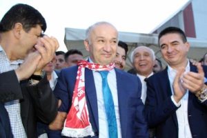 Boluspor'un yeni başkanı Necip &Ccedil;arıkcı oldu