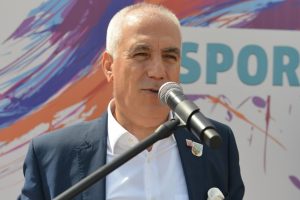 Bursa Nil&uuml;fer &Uuml;niSporFest'te &ouml;d&uuml;ller sahiplerini buldu &nbsp;