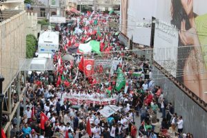 İstanbul'da binlerce kişi Mavi Marmara saldırısını kınadı