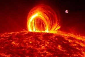 NASA şokta! G&uuml;neş'teki delik b&uuml;y&uuml;yor