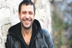 Nejat İşler'den şok itiraf: Parmaklarım alkolden kesilmedi, sevgilimden...