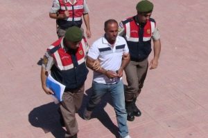 Dini nikahlı eşini &ccedil;ocuğuna annelik yapmadığı i&ccedil;in &ouml;ld&uuml;rm&uuml;ş