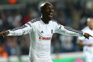 Beşiktaş Teknik Direkt&ouml;r&uuml; Şenol G&uuml;neş'in Atiba ısrarı