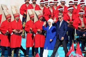 Erdoğan: 'Kullandıkları kuklalar &ccedil;ukurlara g&ouml;m&uuml;ld&uuml;'