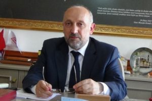 M&uuml;ft&uuml; uyardı: Ramazan'da lokantaları perdeyle kapatın