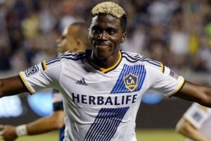 Galatasaray, ABD Milli Takımı'nın forveti Gyasi Zardes'i g&ouml;z&uuml;ne kestirdi