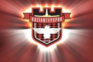 Gaziantepspor'da teknik direkt&ouml;rl&uuml;k i&ccedil;in 3 aday var!