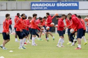 Trabzonspor yurt dışında 2 kamp yapacak