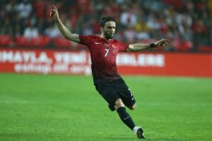 G&ouml;khan G&ouml;n&uuml;l imzayı EURO 2016'dan sonra atabilir