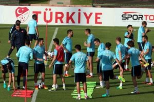A Milli Takım şampiyona &ouml;ncesinde doping kontrol&uuml;nden ge&ccedil;ti