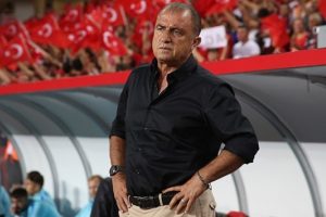 Fatih Terim, milli oyuncuların ailelerini kampa davet etti