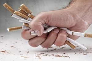 6 saniyede bir kişi sigaradan &ouml;l&uuml;yor