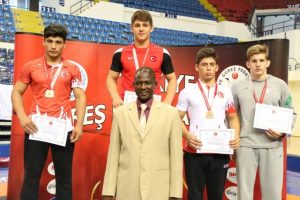 Bursa Yıldırımlı sporculardan b&uuml;y&uuml;k başarı