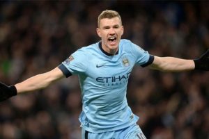 Galatasaray, Dzeko i&ccedil;in yıllık 3.5 milyon Euro garanti &uuml;cret teklif edilecek