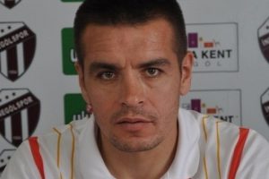 İneg&ouml;lspor'da sportif direkt&ouml;rl&uuml;ğe İsmail G&uuml;ld&uuml;ren getirildi