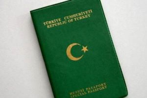 CHP'li vekilden muhtarlara 'yeşil pasaport' teklifi