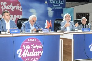 Bursa Yıldırım'da 'Ulu Şehrin Uluları Paneli'