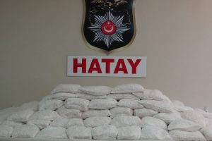 Hatay'da 3 milyon uyuşturucu hap ele ge&ccedil;irildi