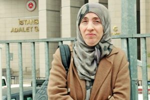 &Uuml;nl&uuml; işadamının serveti anne kızı birbirine d&uuml;ş&uuml;rd&uuml;