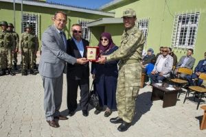 Şehit Teğmen ile Uzman &Ccedil;avuş'un adı karakollara verildi