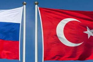 Anket Rusya'daki T&uuml;rk nefretini g&ouml;zler &ouml;n&uuml;ne serdi