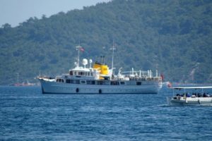 ABD yapımı 66 yıllık motor yat 'Hasabı-2' Marmaris'te