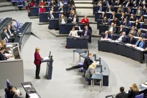 G&ouml;zler Alman Federal Meclisi'nde
