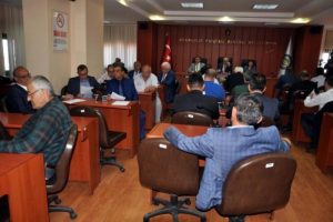 İl Genel Meclisi toplantısında protesto