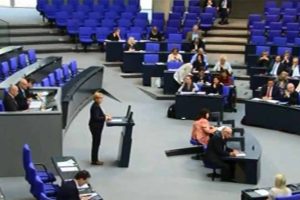 Almanya'da "sözde Ermeni soykırımı" tasarısına 1 vekil hayır dedi