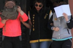 Fuhuş operasyonunda b&uuml;t&uuml;n kadınlar 'Leyla' &ccedil;ıktı!