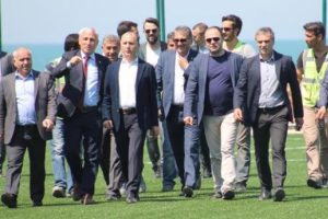 Trabzonspor transfer i&ccedil;in yurtdışına y&ouml;neldi
