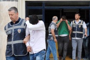 Antalya'da kız &ccedil;ocuğuna tecav&uuml;ze 9 g&ouml;zaltı