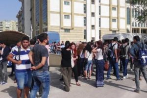 &Uuml;niversite hocasını tehdit eden &ouml;ğrenciye ter&ouml;r davası