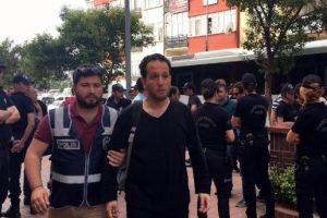 Kocaeli'de FET&Ouml;/PDY operasyonunda g&ouml;zaltına alınan 64 kişi adliyede