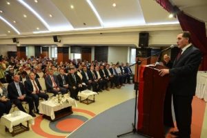 Şeref Malko&ccedil;: "Yeni anayasa ve başkanlık sistemine ihtiyacımız var"
