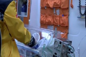 Elif Nur Bebek ambulans u&ccedil;akla T&uuml;rkiye'ye getirildi