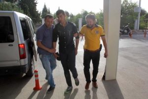 Adıyaman'da PKK operasyonu: 8 g&ouml;zaltı